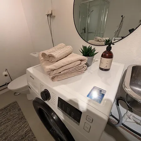 Koselig Kjellerleilighet, Gratis Parkering! Trondheim