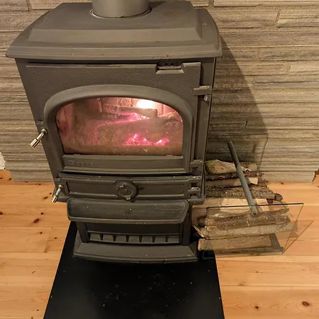 Koselig Kjellerleilighet, Gratis Parkering! Appartement